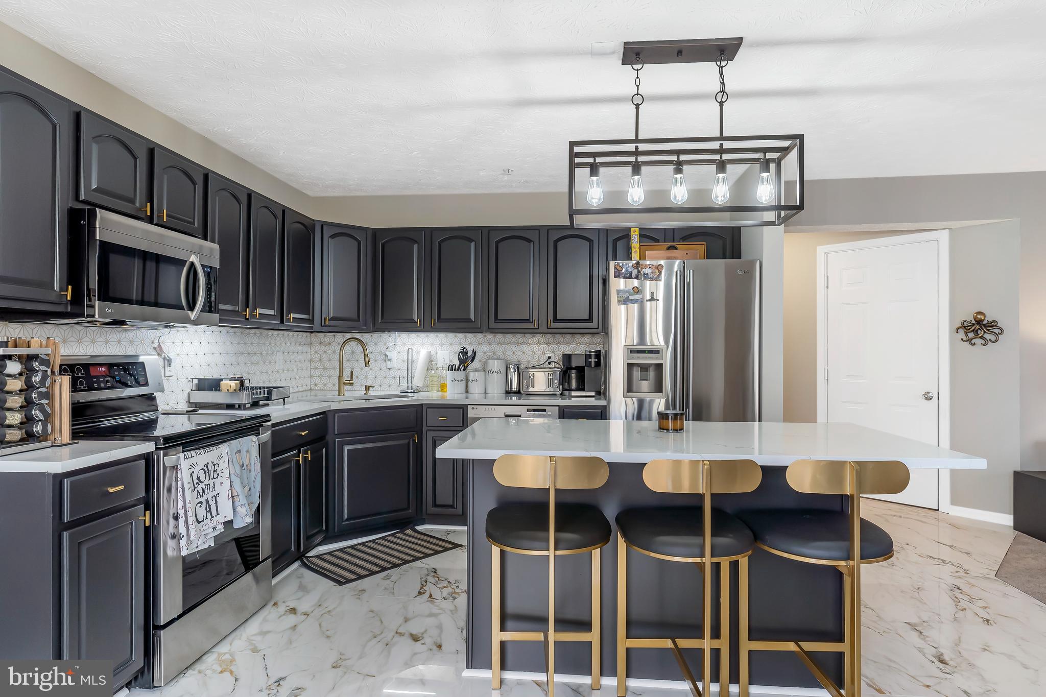 HOLLAWAY ESTATES - Residential