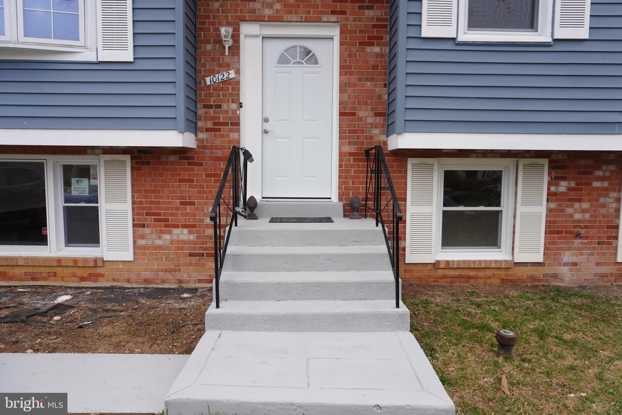 10122 GRIFF DRIVE