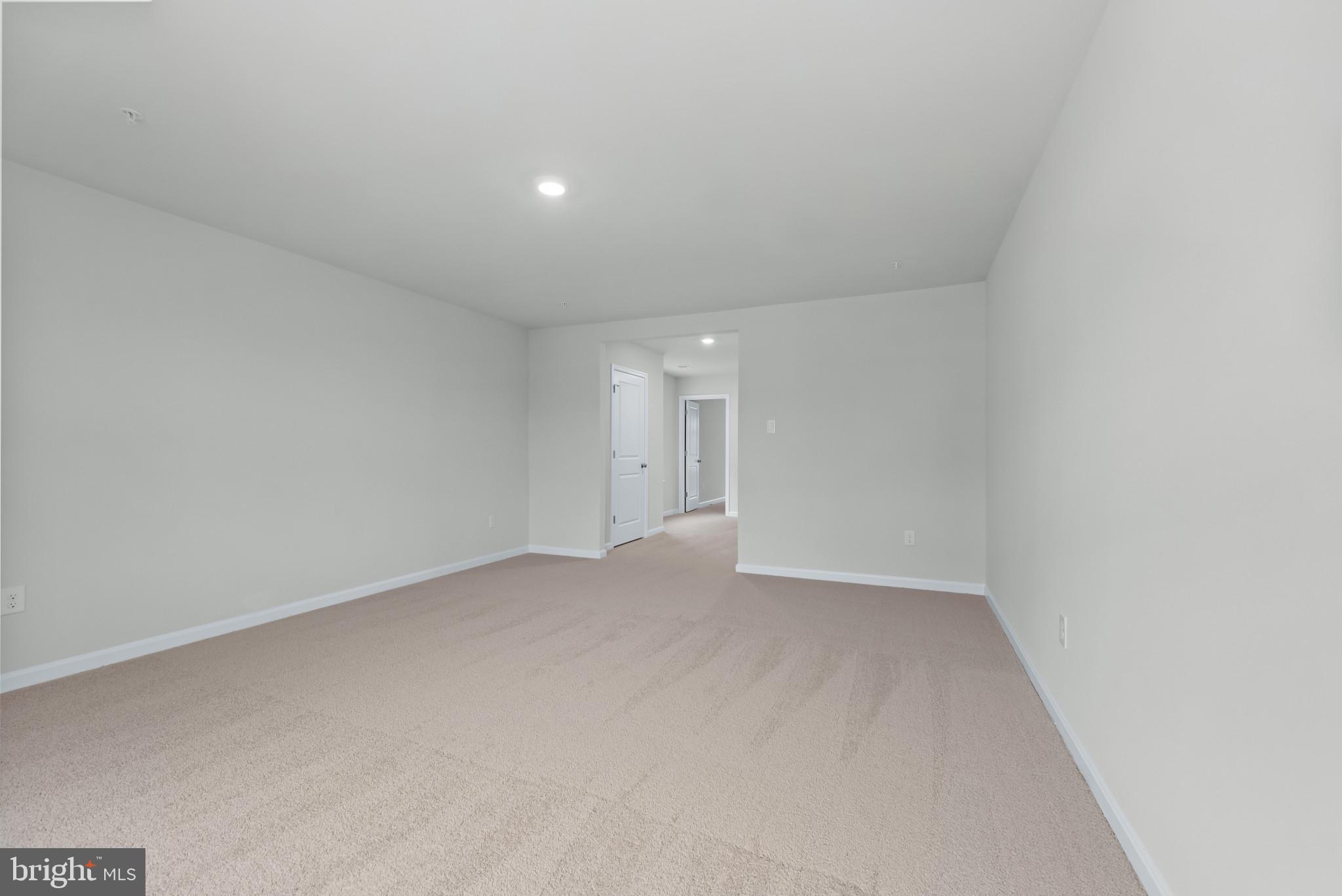 CREEKSIDE ESTATES - Residential