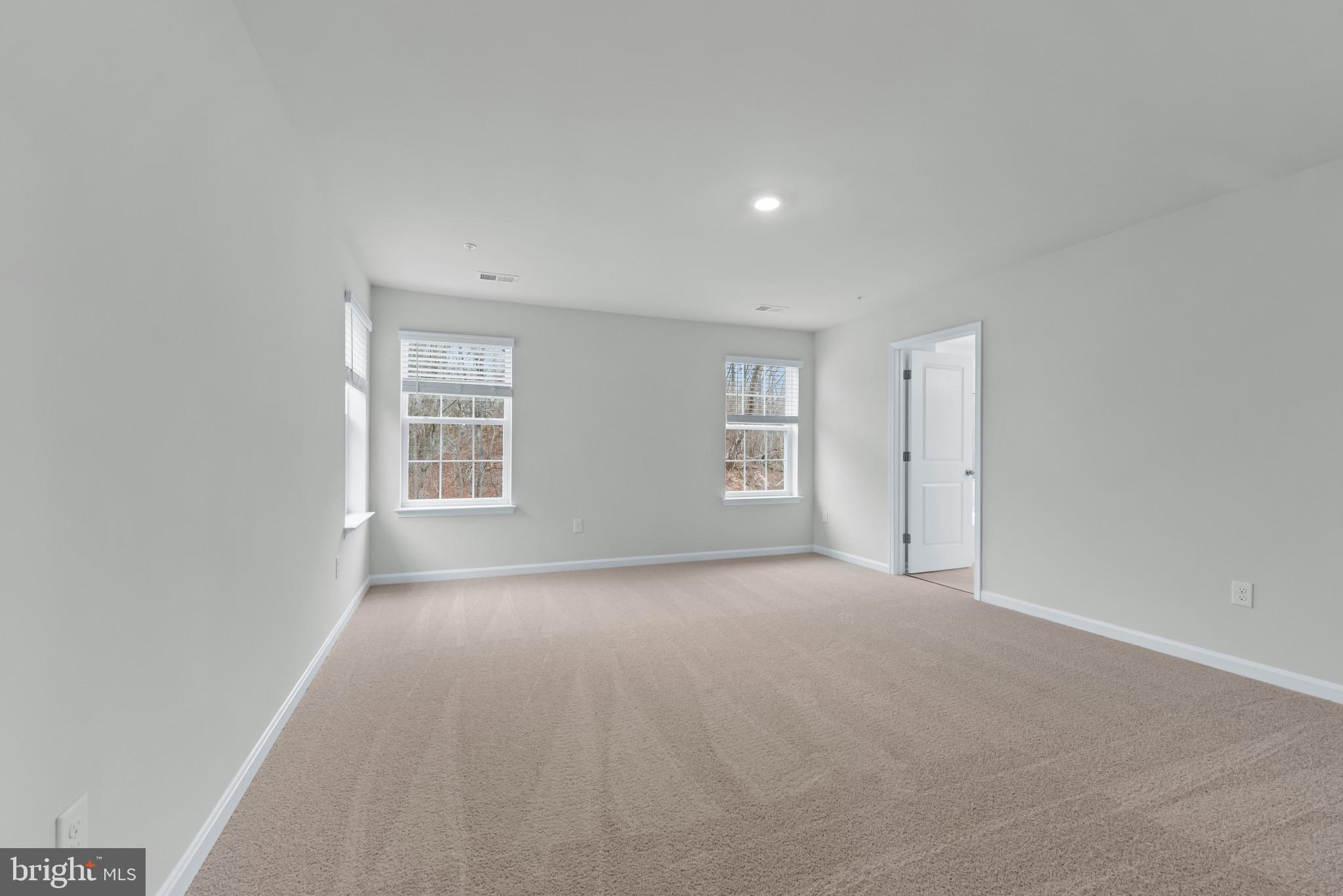 CREEKSIDE ESTATES - Residential