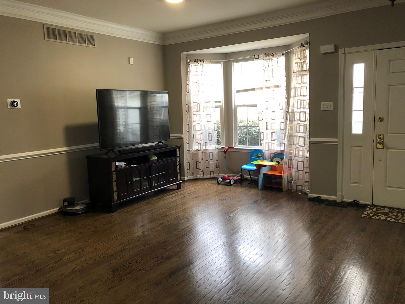 WHITELAND WOODS - Residential Lease