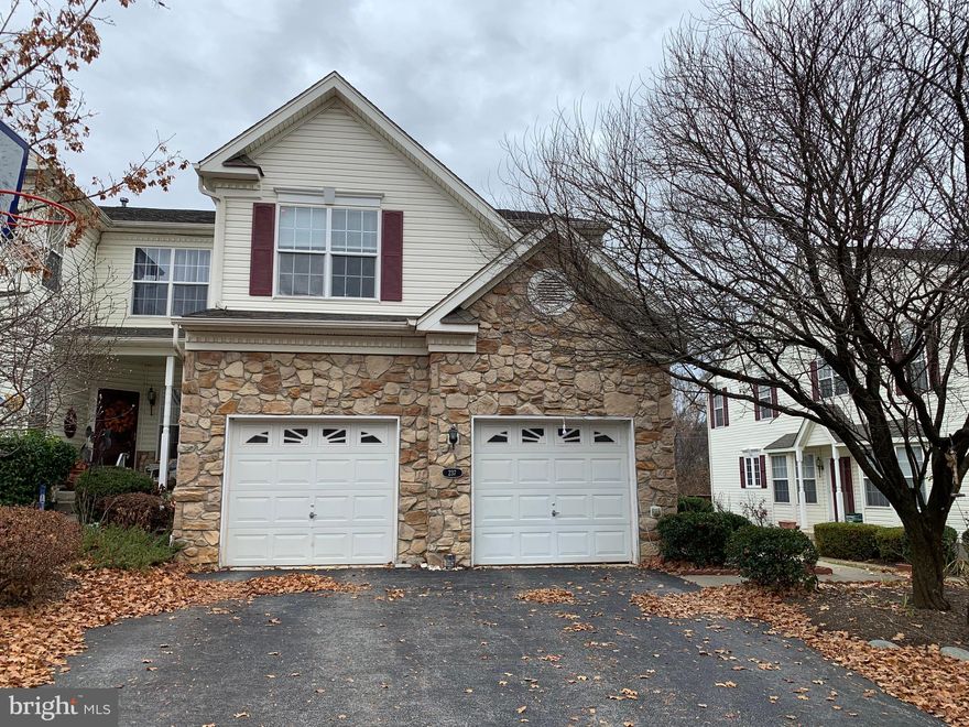 Beautiful end unit with finished basement and loft available for rent in the Whiteland Woods community. This home features, 2 car garage, granite countertops, hardwood floors on the first floor, 3 bed rooms in second floor and finished loft for additional play room or office room. Basement is finished, walkout and has full bathroom. It has neutral colors and well maintained. Very convenient location, close to Exton and Whitford train stations, corporate offices and major shopping malls. Community features includes walking trails, swimming pool, tennis courts and club house.