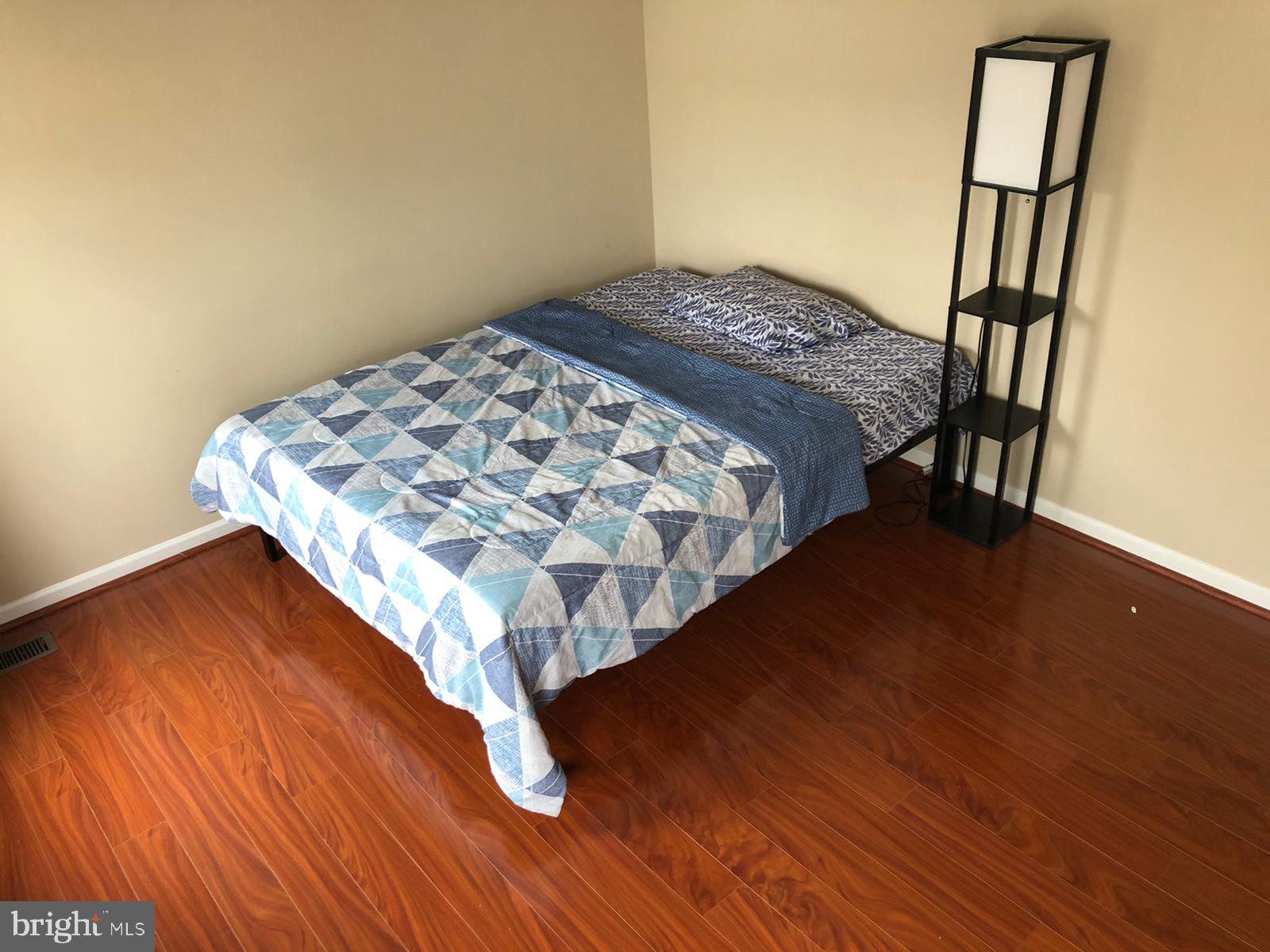 WHITELAND WOODS - Residential Lease