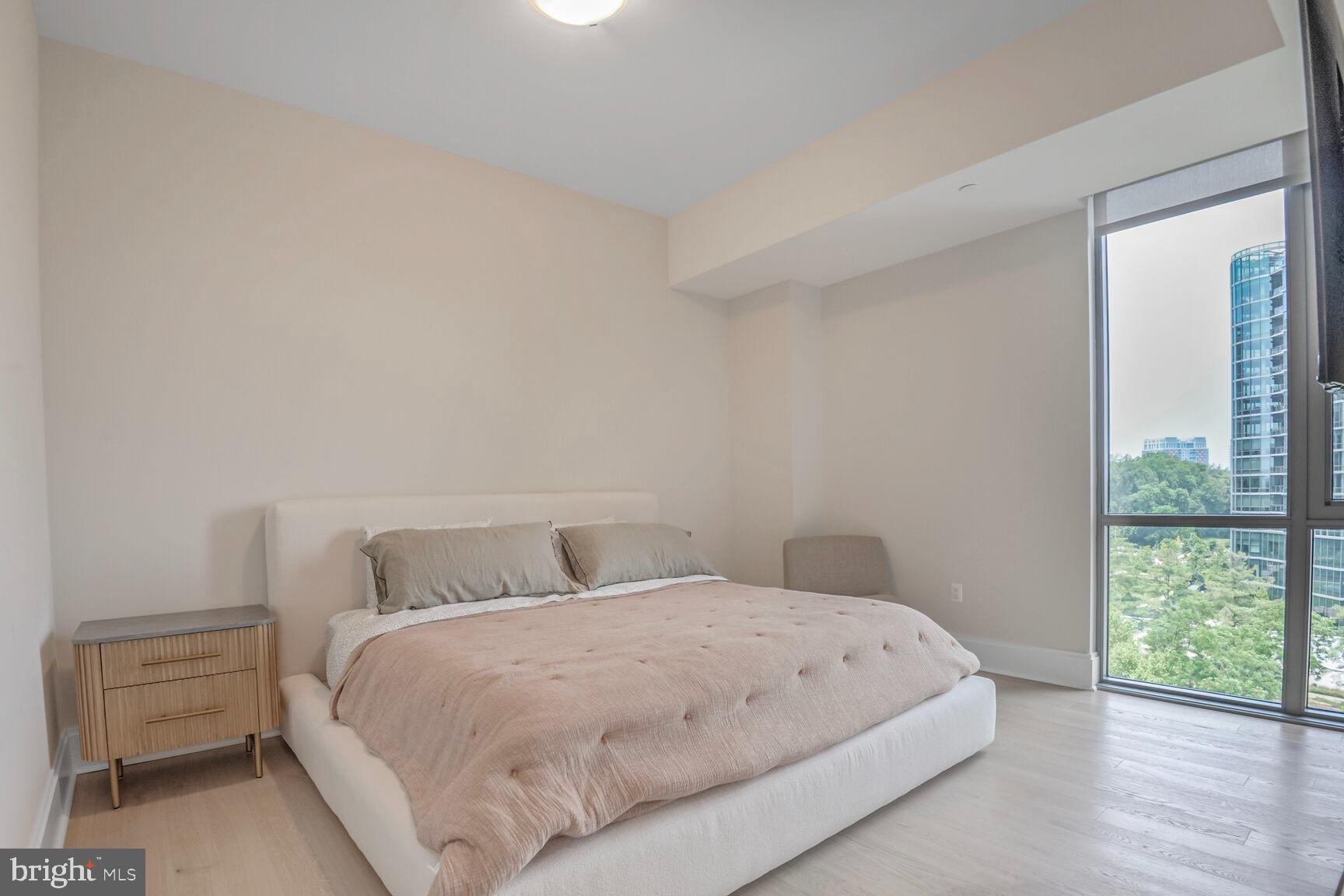 TYSONS CORNER - Residential Lease