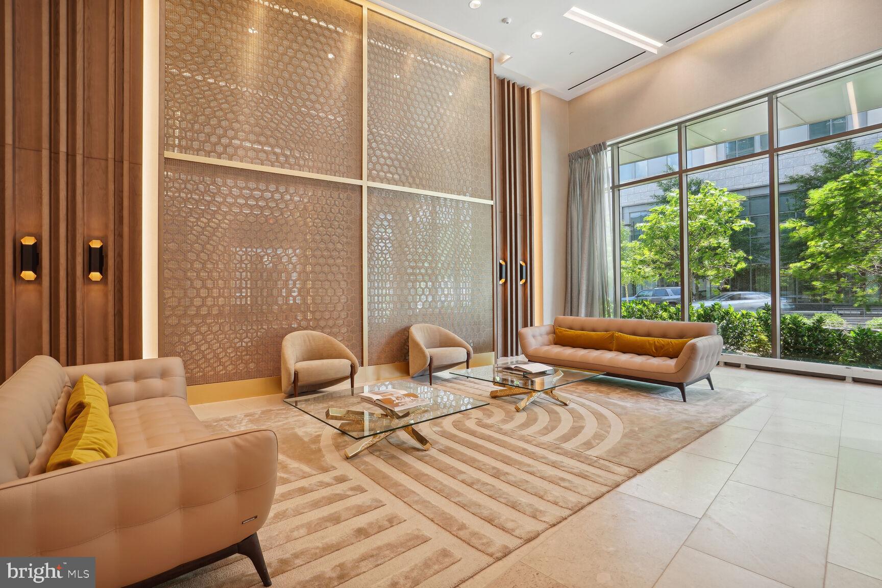 TYSONS CORNER - Residential Lease