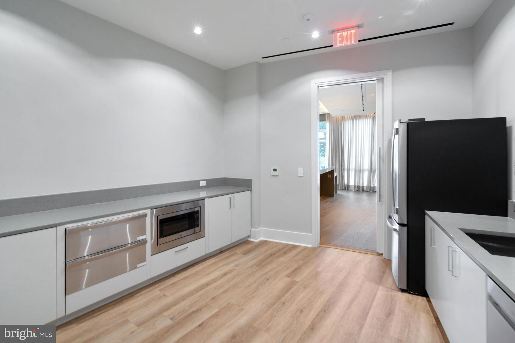 TYSONS CORNER - Residential Lease