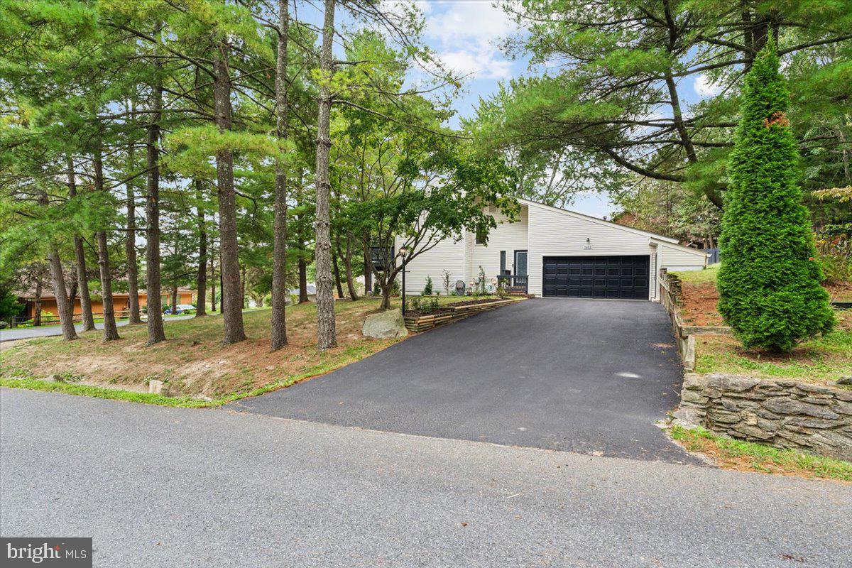 THE MEADOWS - Residential