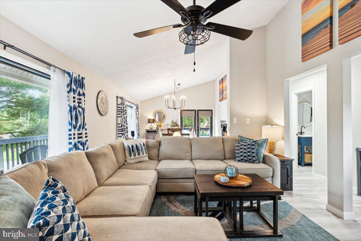 THE MEADOWS - Residential