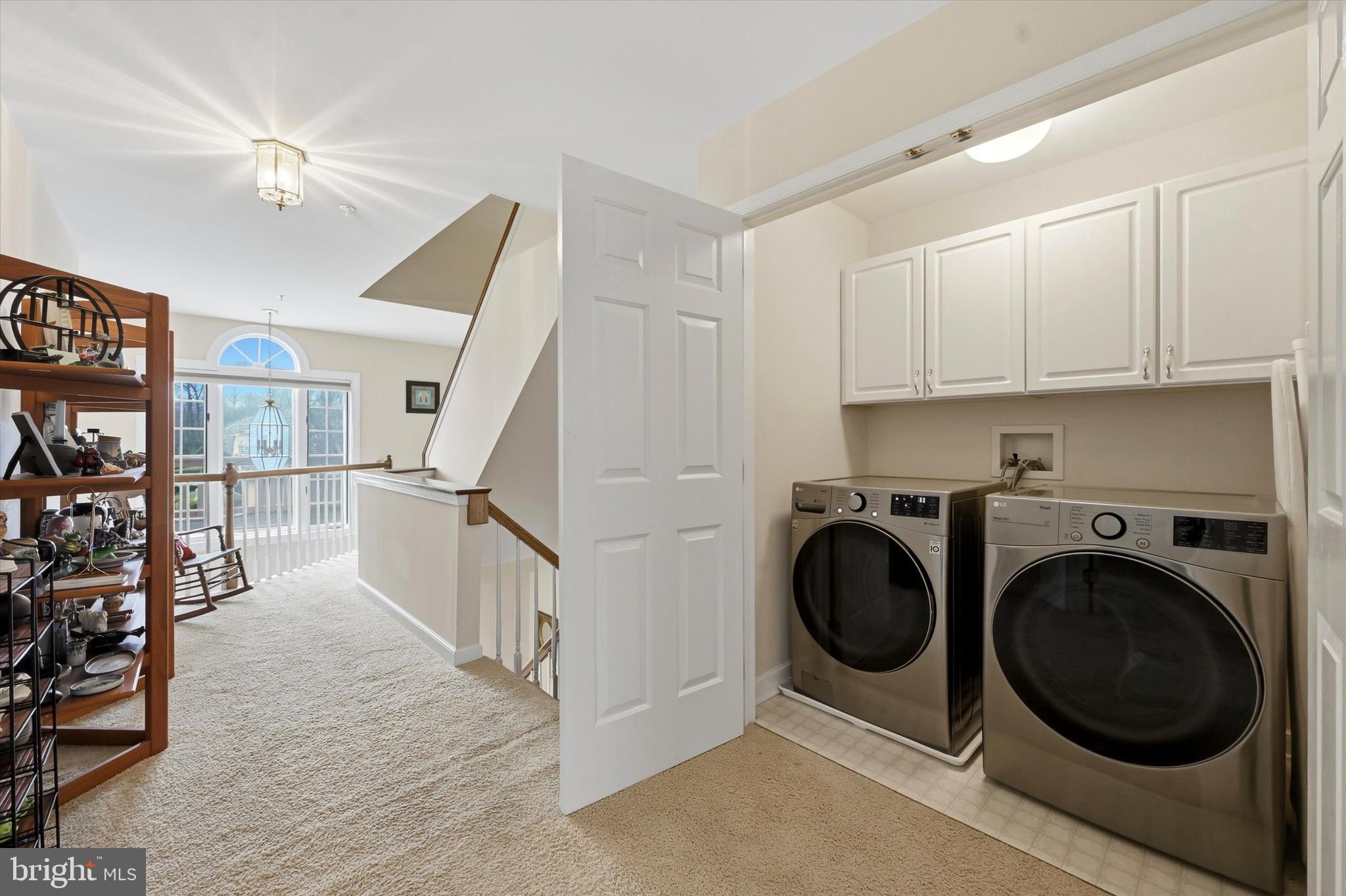 CAMBRIDGE CHASE - Residential