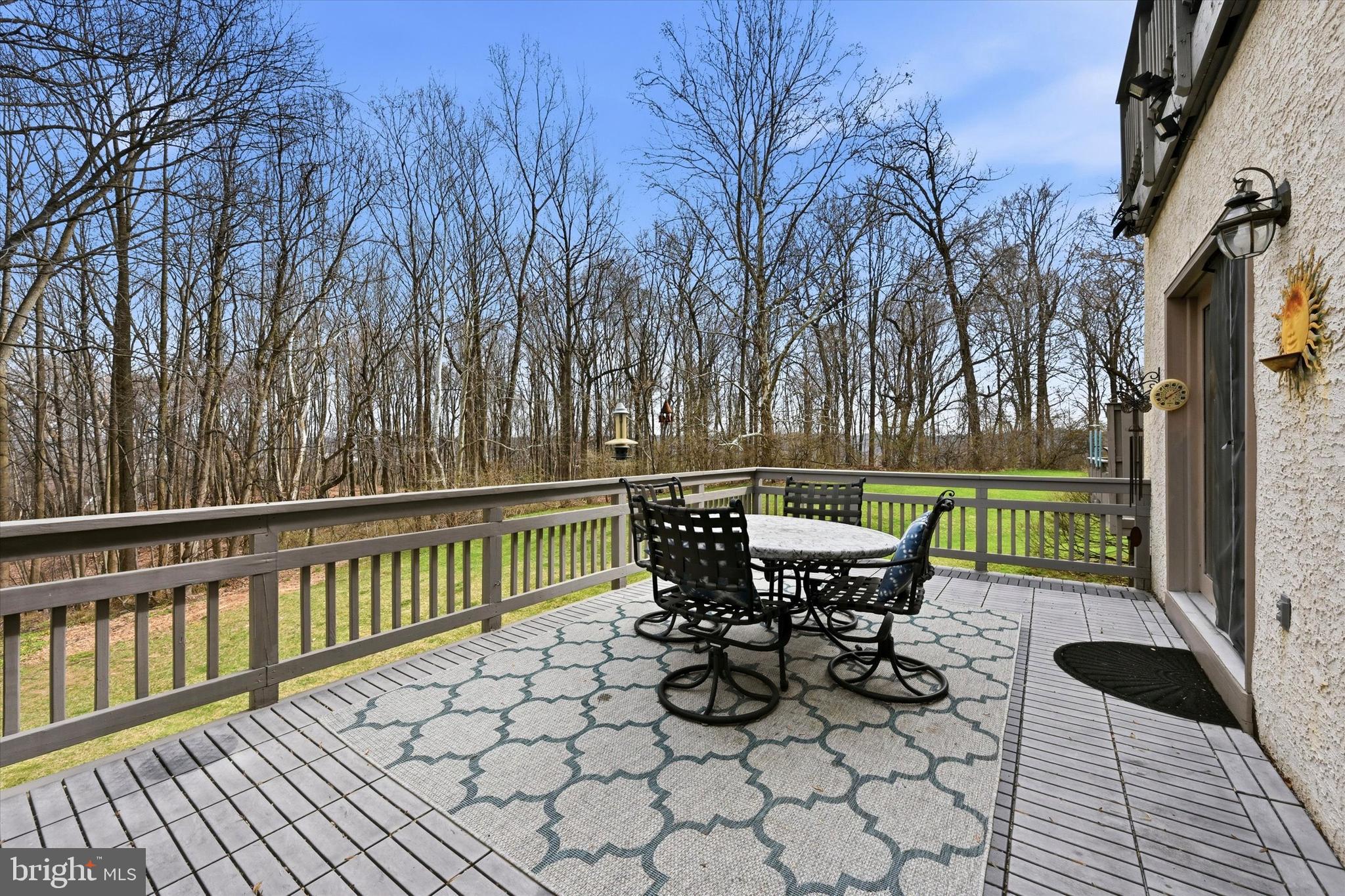 CAMBRIDGE CHASE - Residential