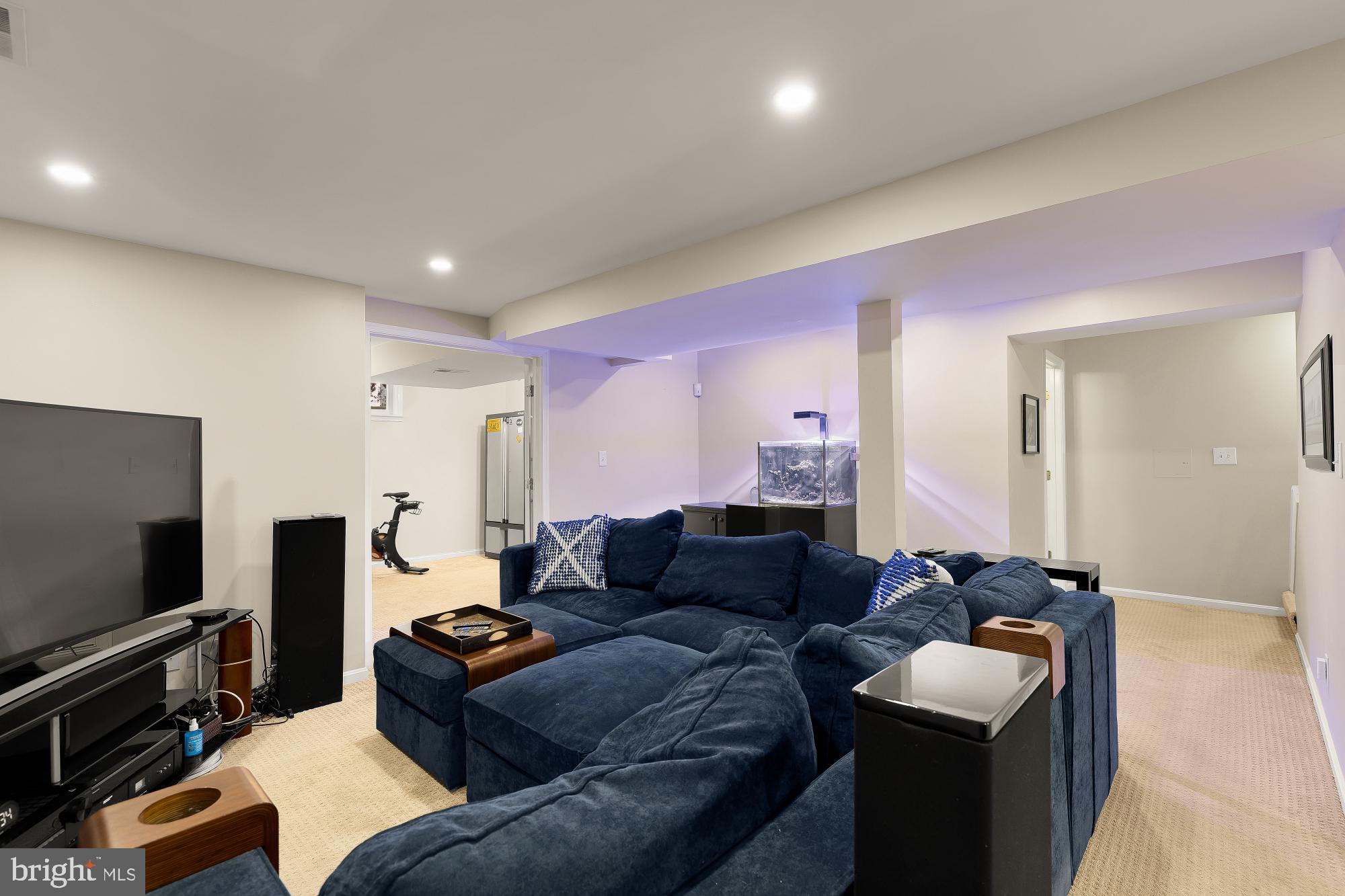 RESTON - Residential