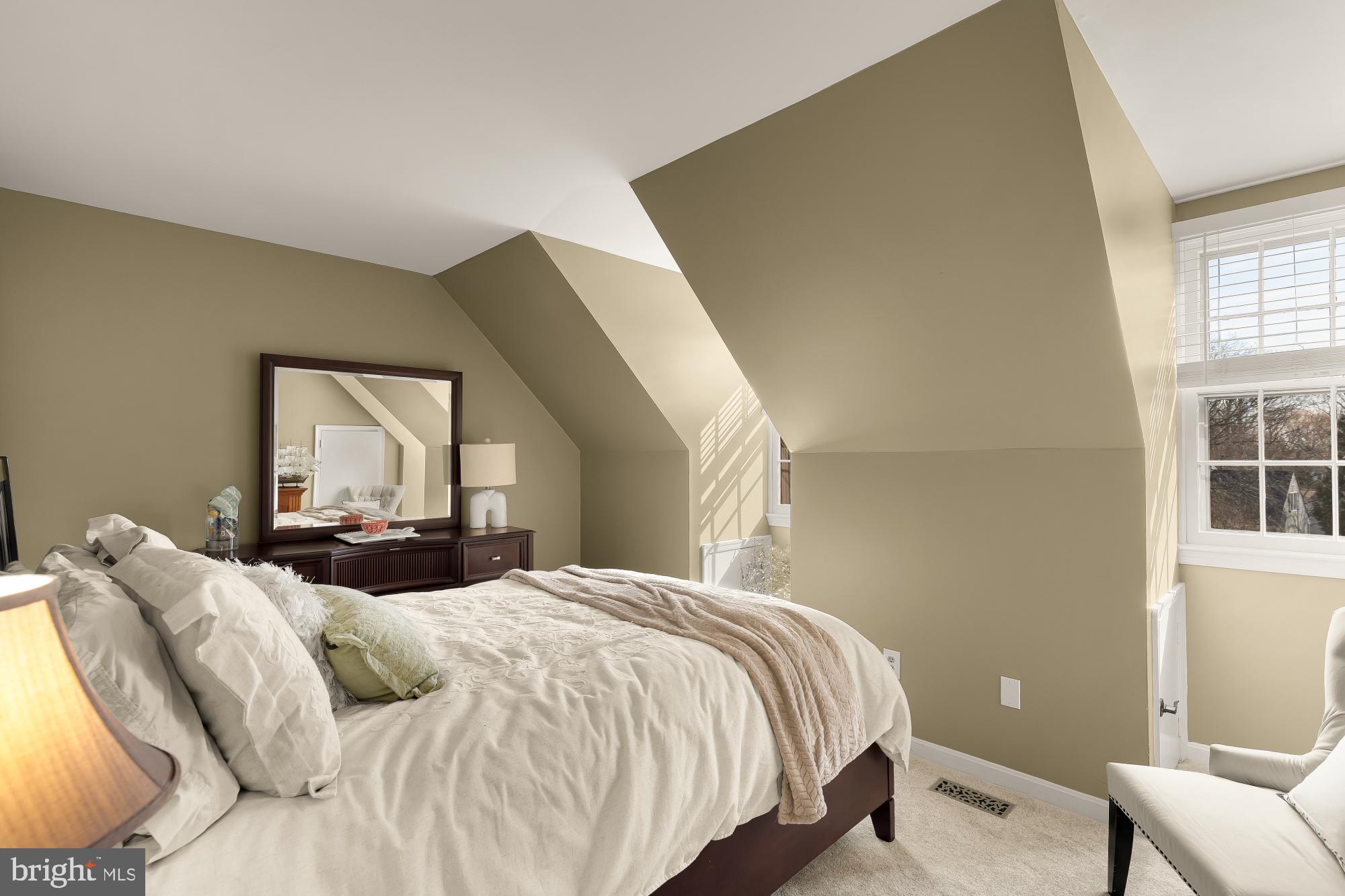 RESTON - Residential