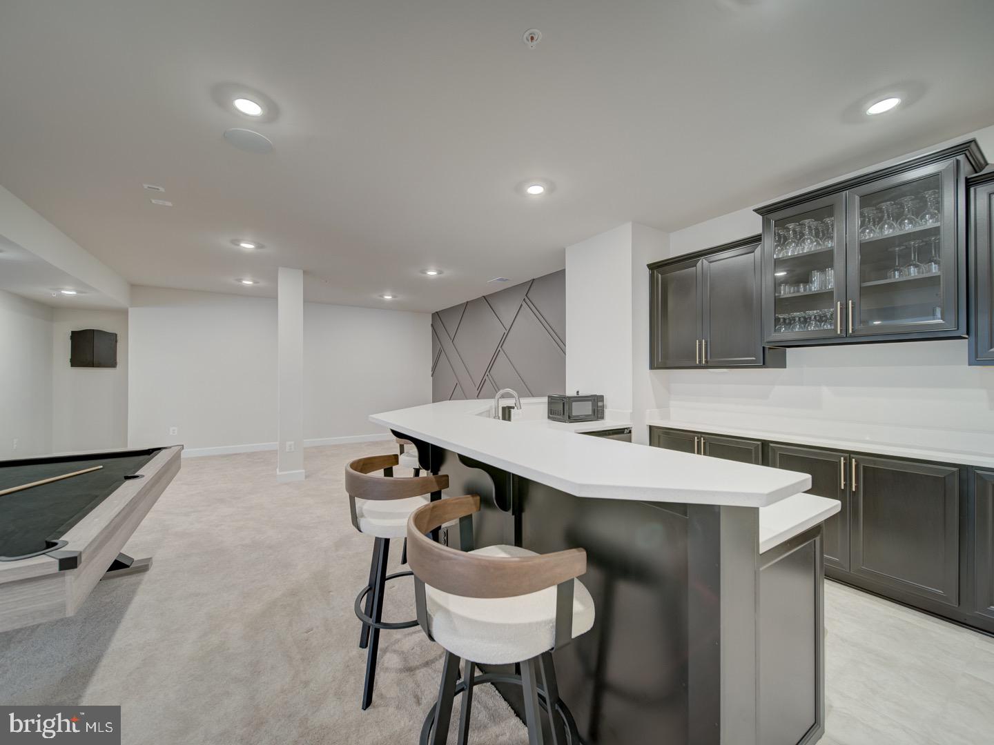 WESTMOUNT - Residential