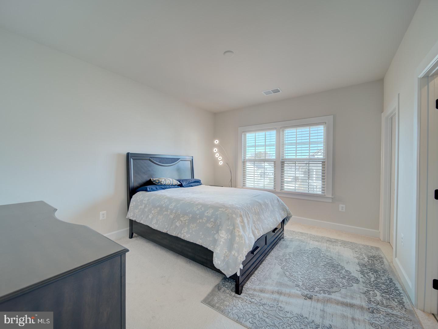 WESTMOUNT - Residential