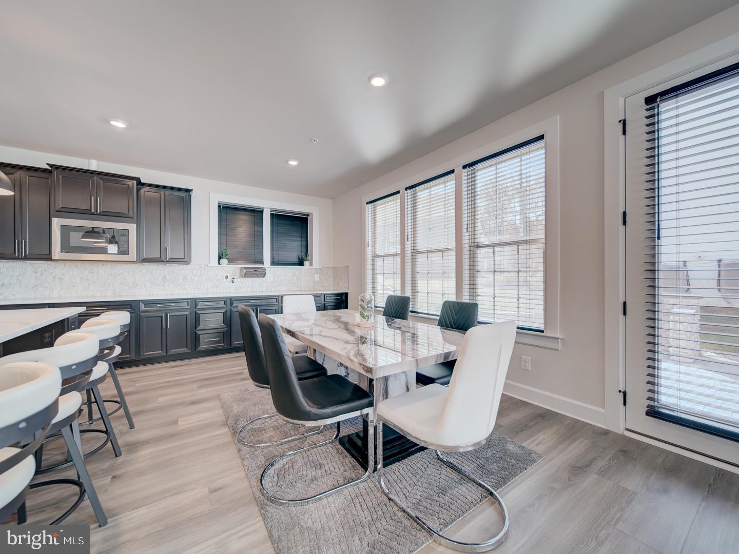 WESTMOUNT - Residential