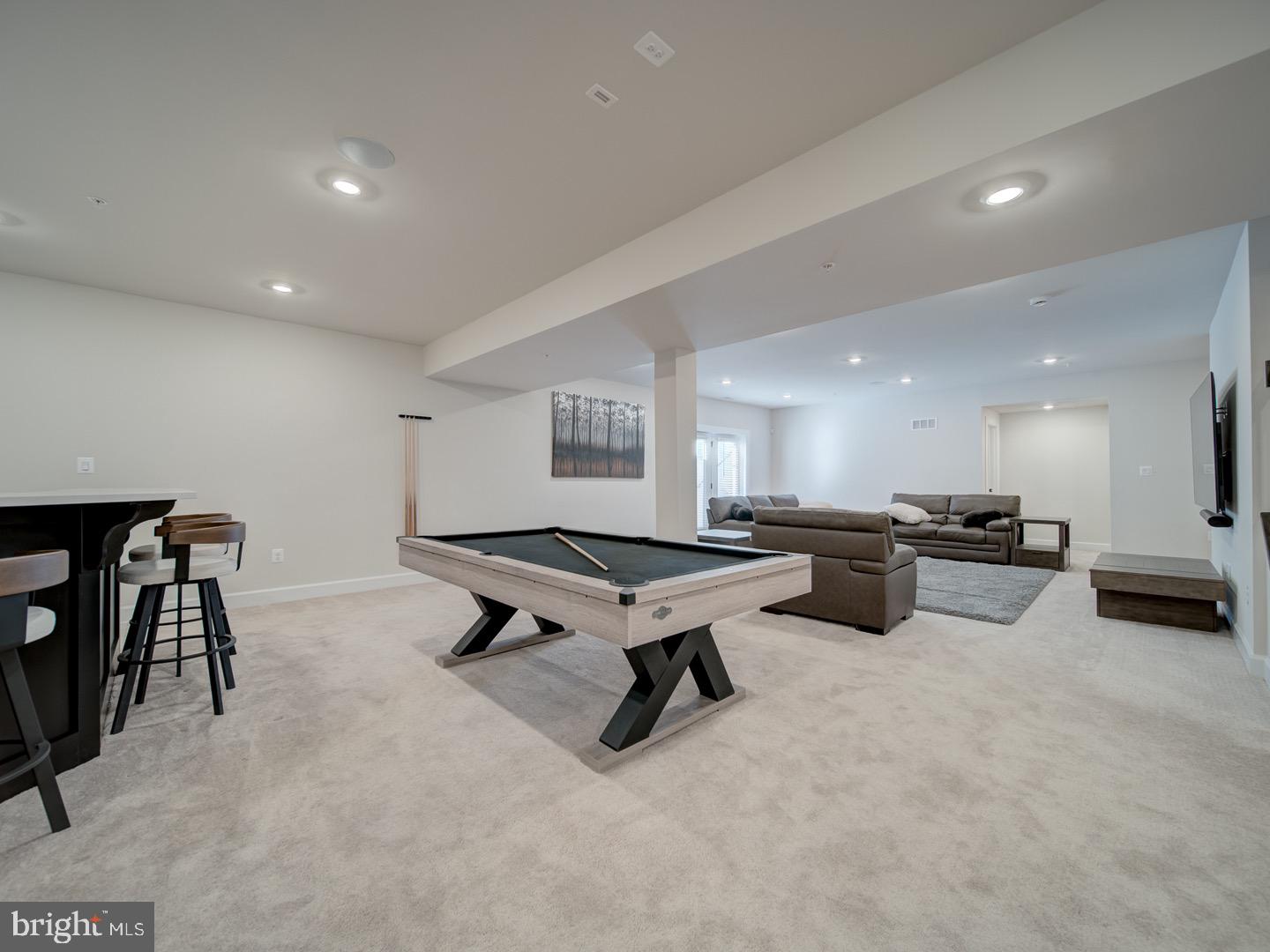 WESTMOUNT - Residential