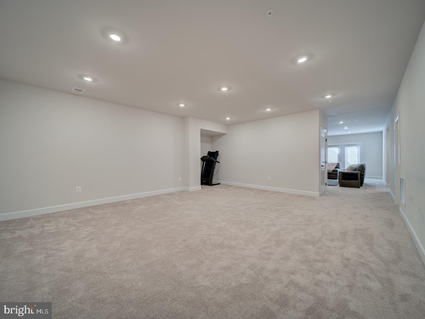 WESTMOUNT - Residential