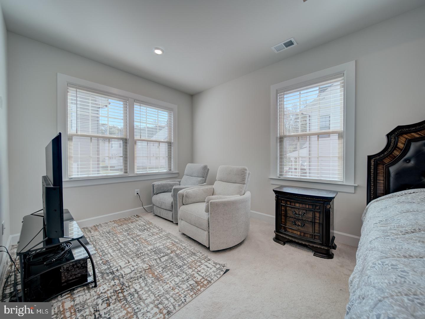 WESTMOUNT - Residential