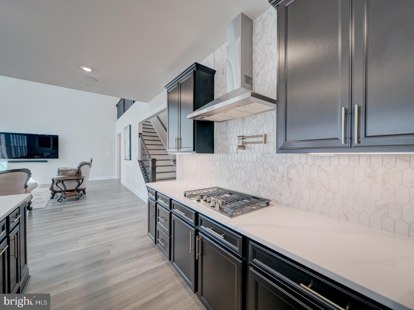 WESTMOUNT - Residential