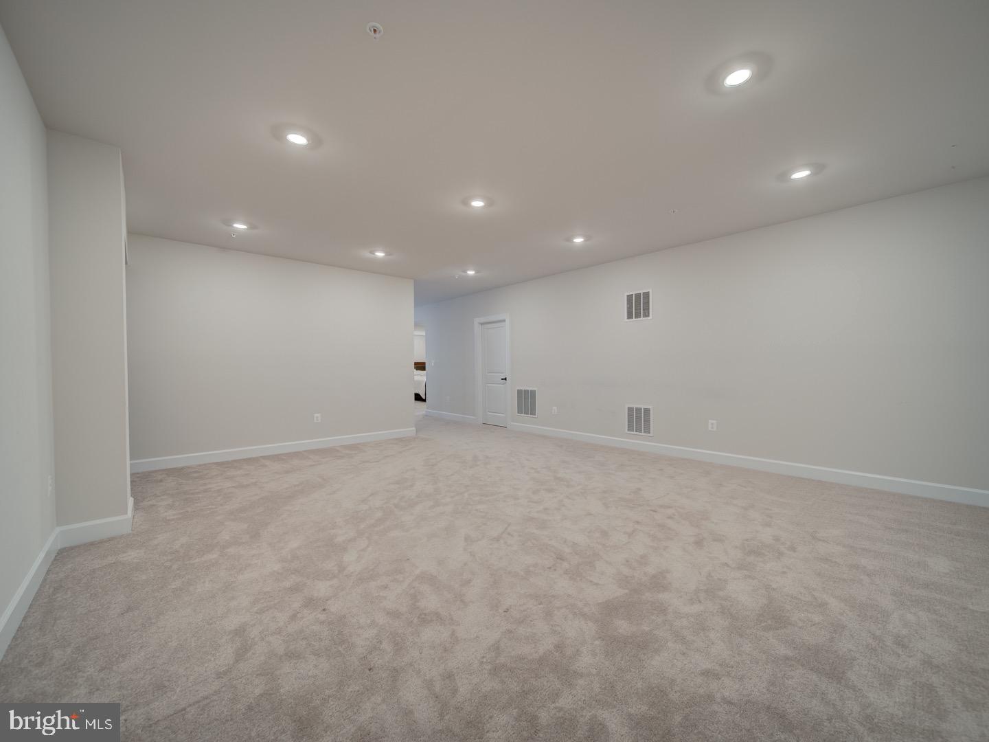 WESTMOUNT - Residential