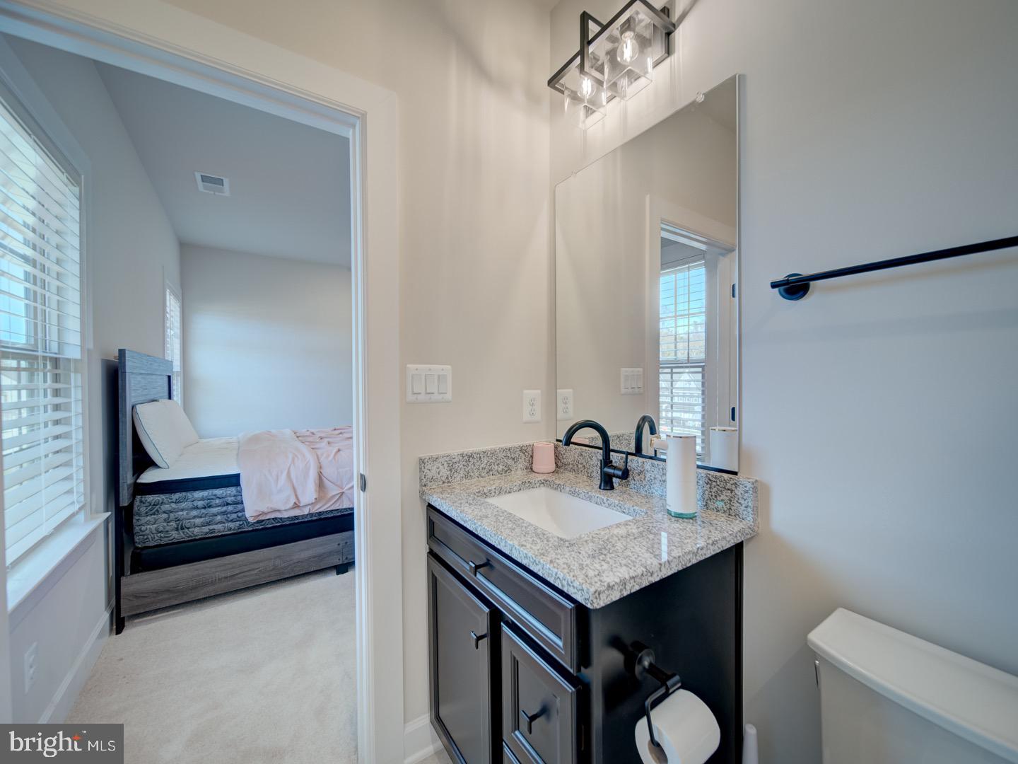 WESTMOUNT - Residential