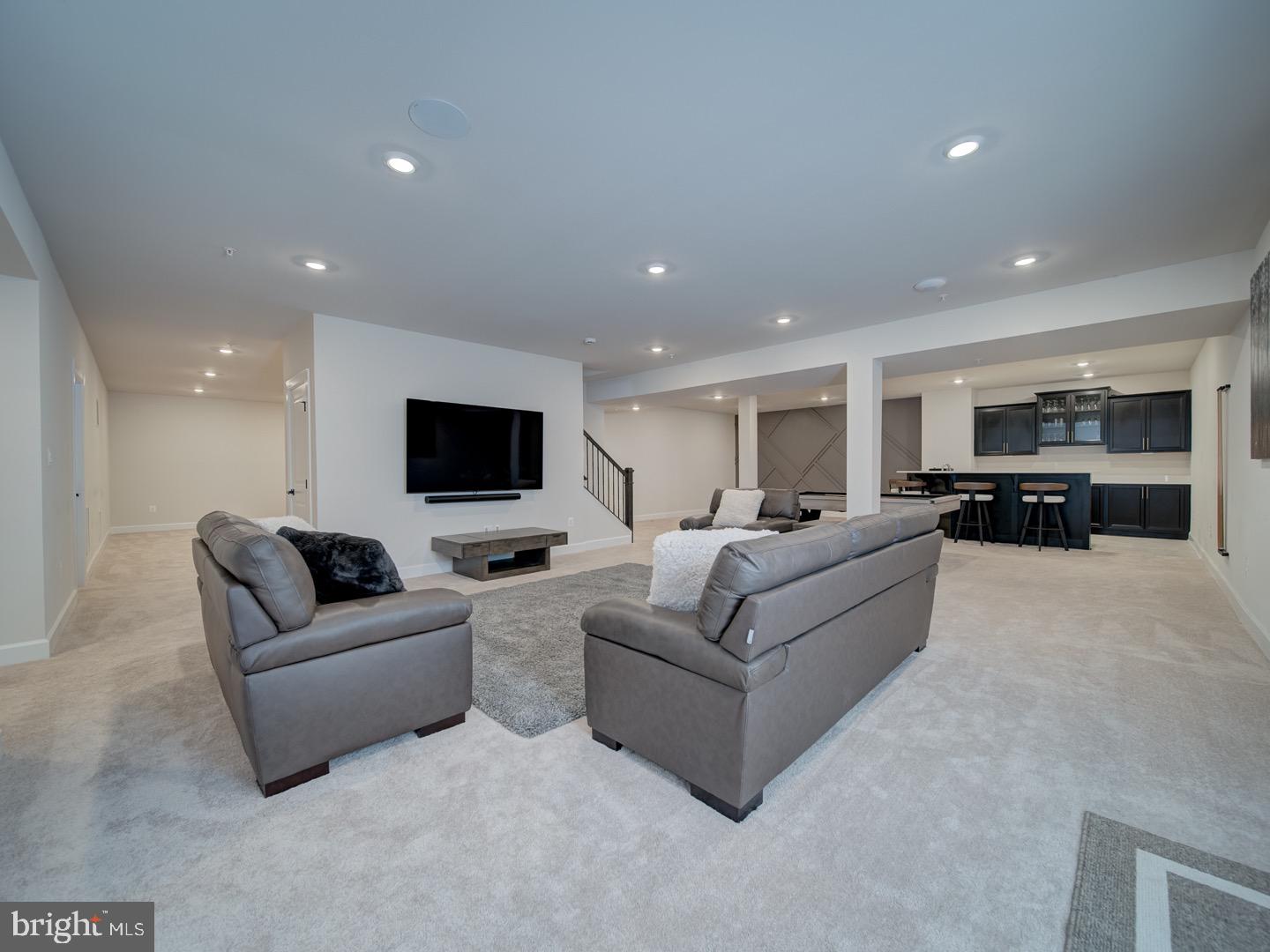 WESTMOUNT - Residential