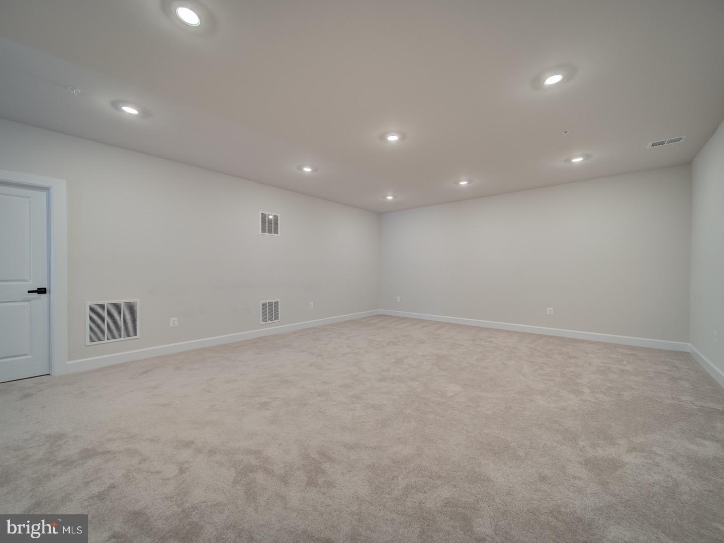 WESTMOUNT - Residential