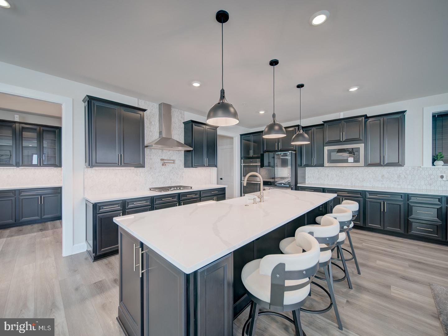 WESTMOUNT - Residential