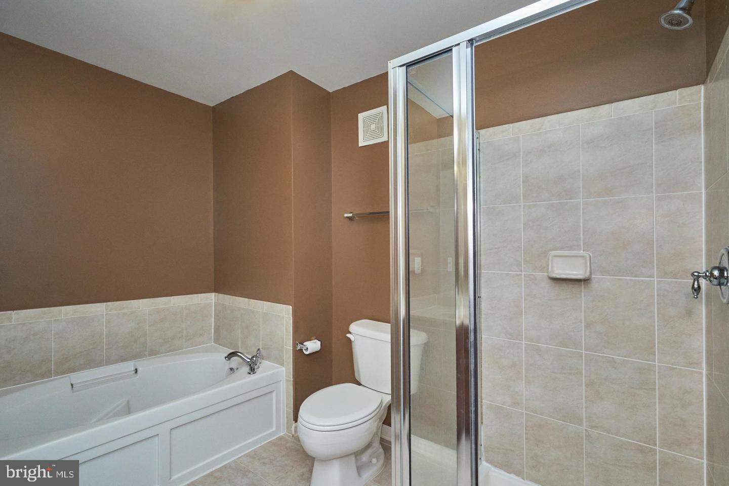 EAST MARKET AT FAIR LAKE - Residential Lease