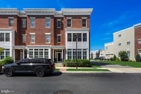 Townhouse For Rent - 2312 Napoli Way<br/> PHILADELPHIA, PA 19145