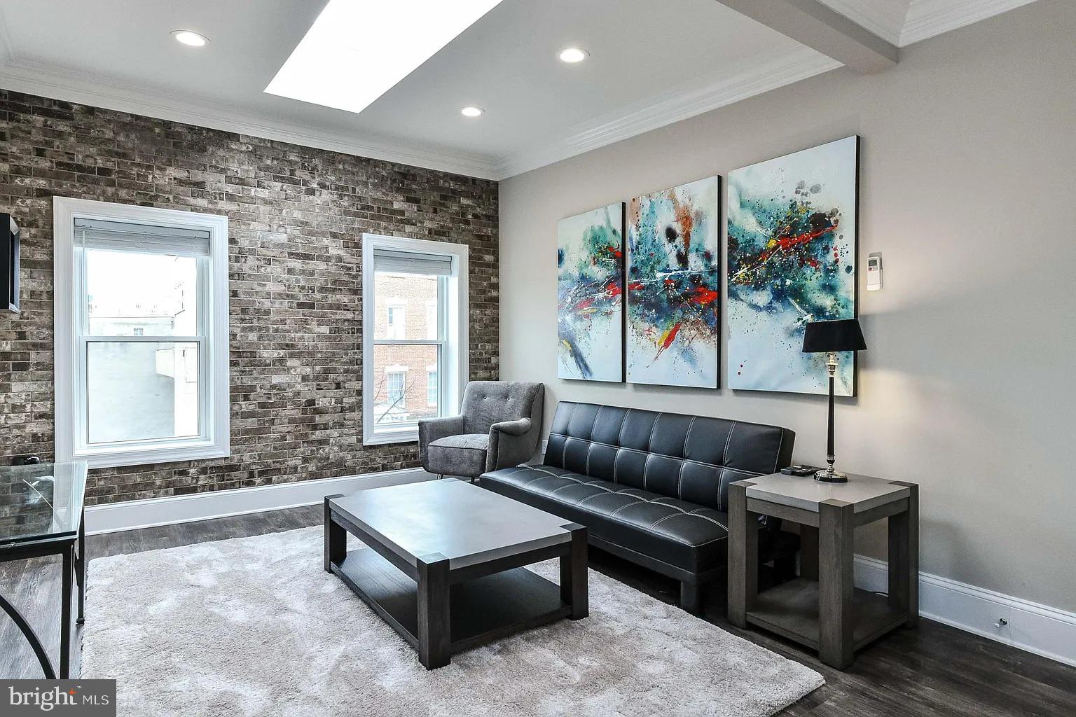 FEDERAL HILL HISTORIC DISTRICT - Residential Lease