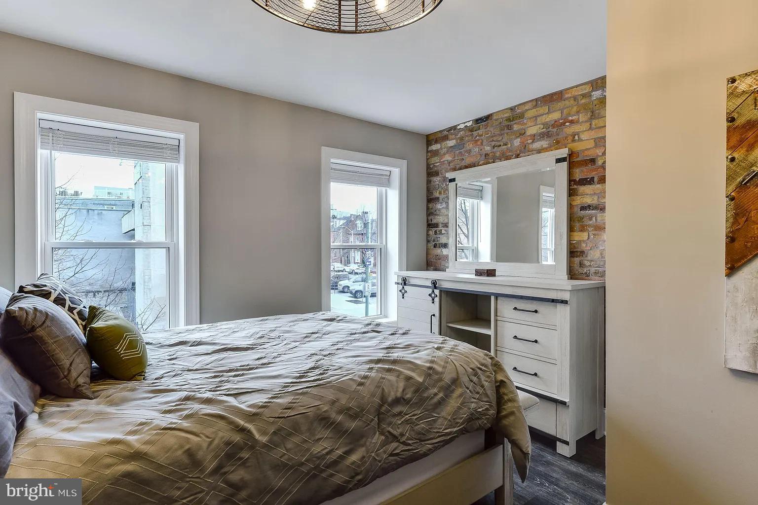 FEDERAL HILL HISTORIC DISTRICT - Residential Lease