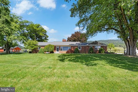 Homes For Sale - 14441 North Mountain Road<br/> Rockingham County, BROADWAY, VA 22815