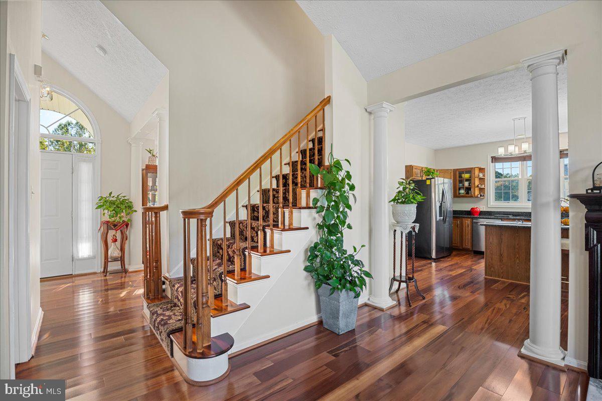 HILLMEADE - Residential