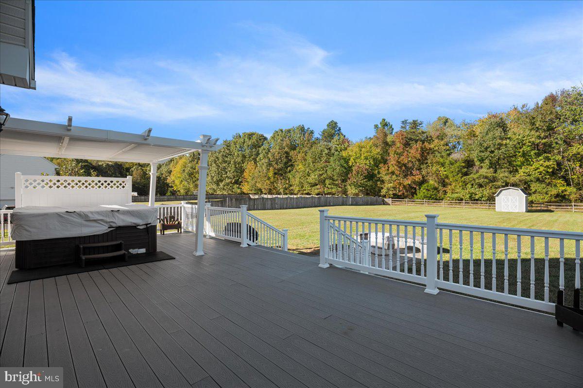 HILLMEADE - Residential