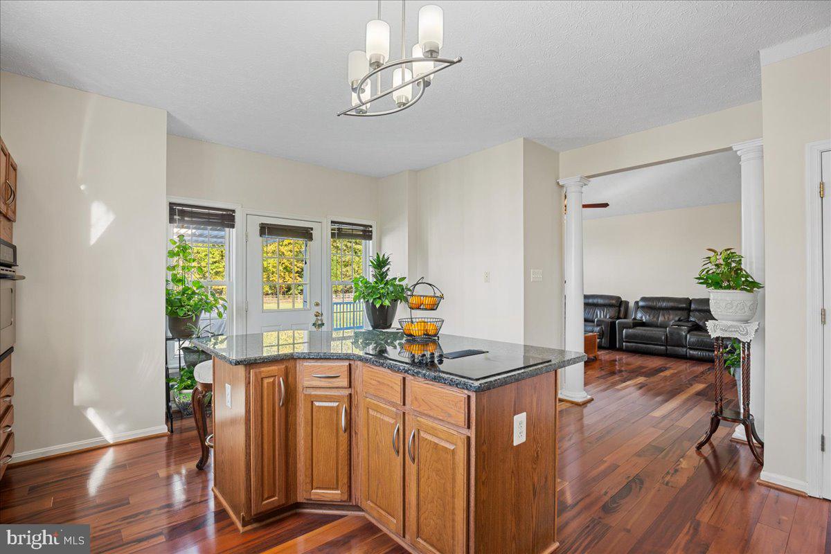 HILLMEADE - Residential