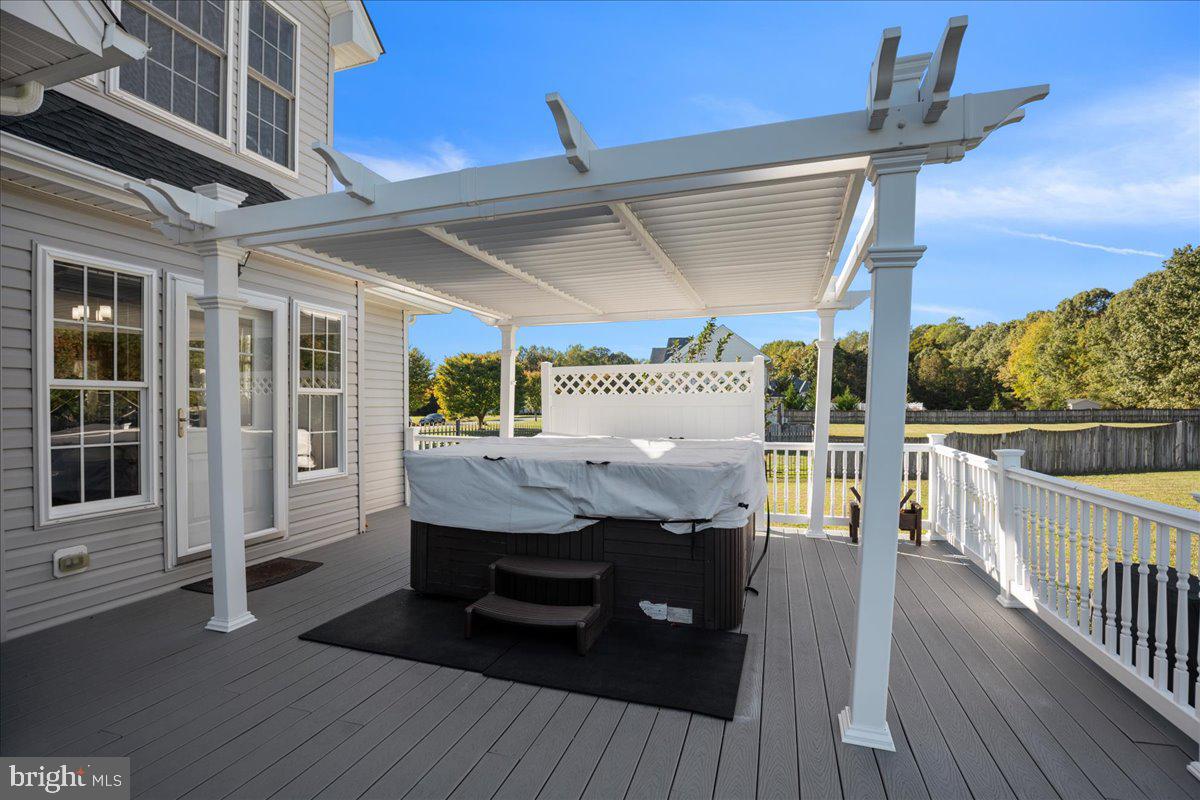 HILLMEADE - Residential