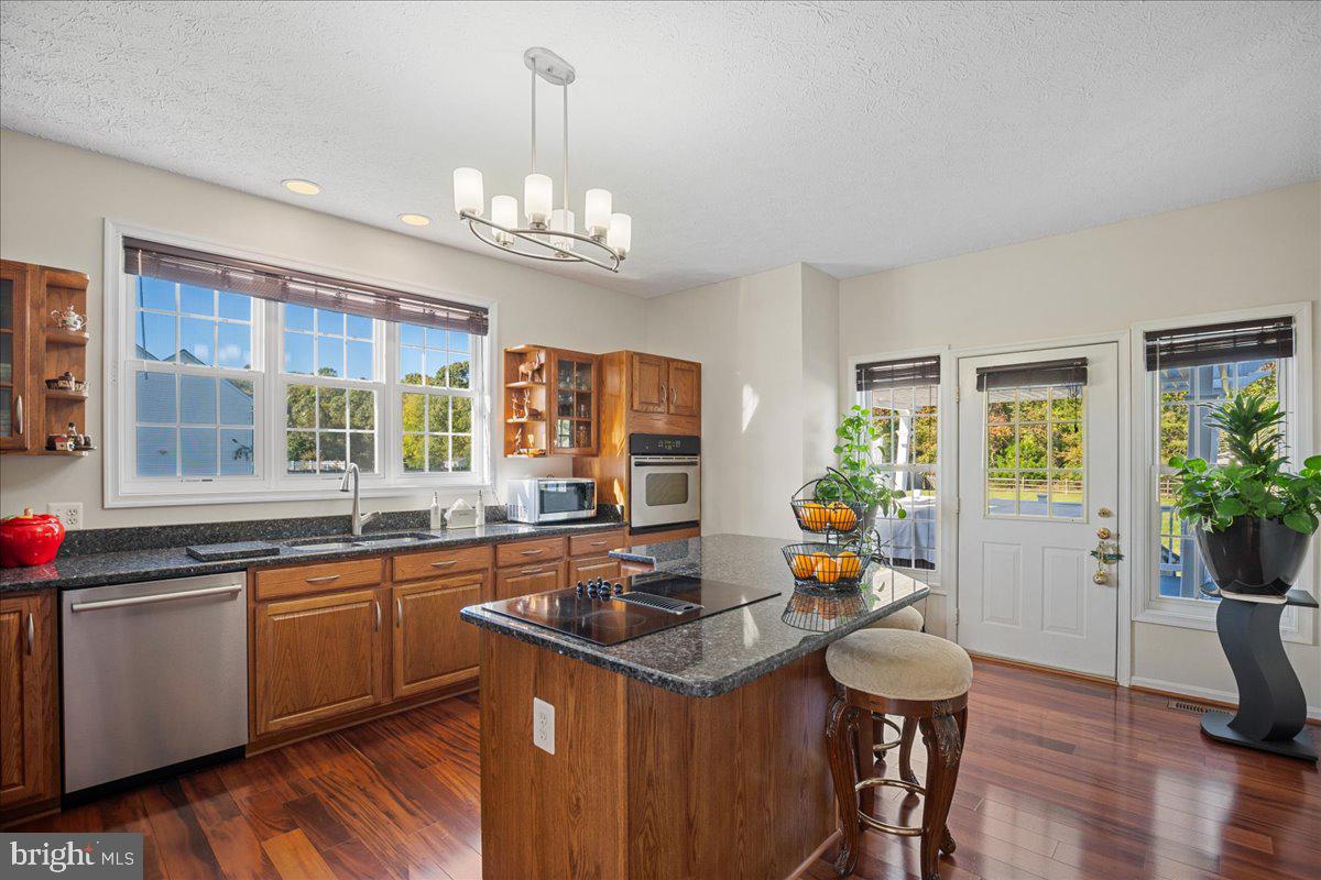 HILLMEADE - Residential