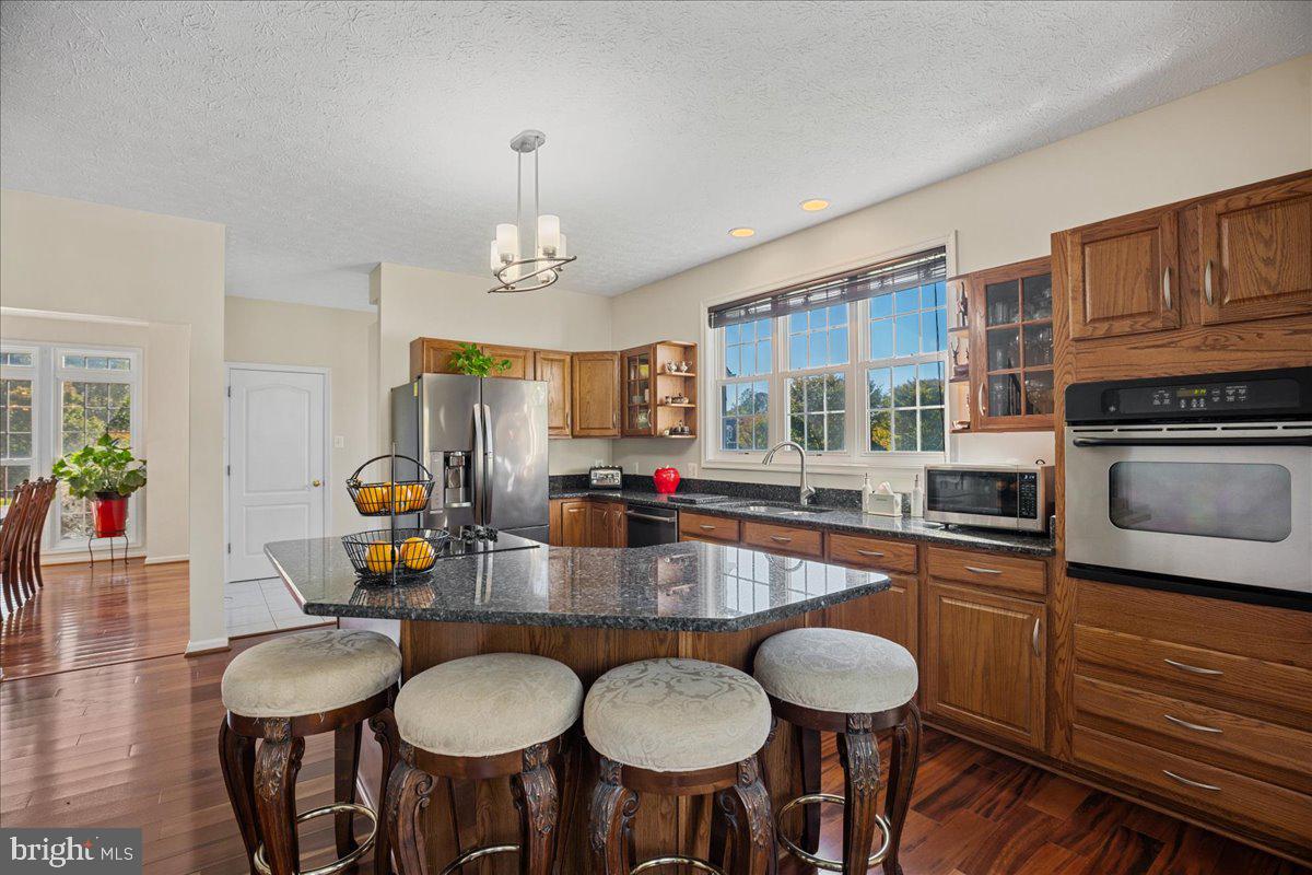 HILLMEADE - Residential