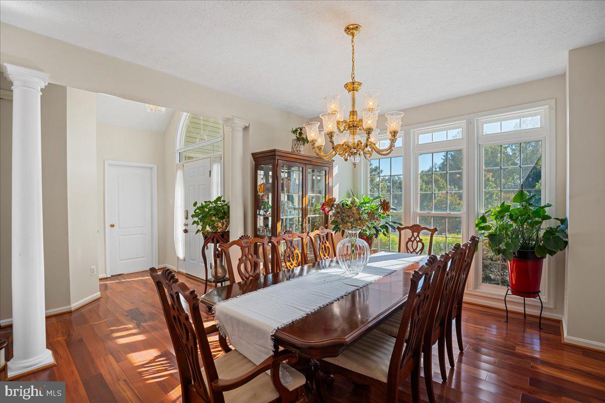 HILLMEADE - Residential