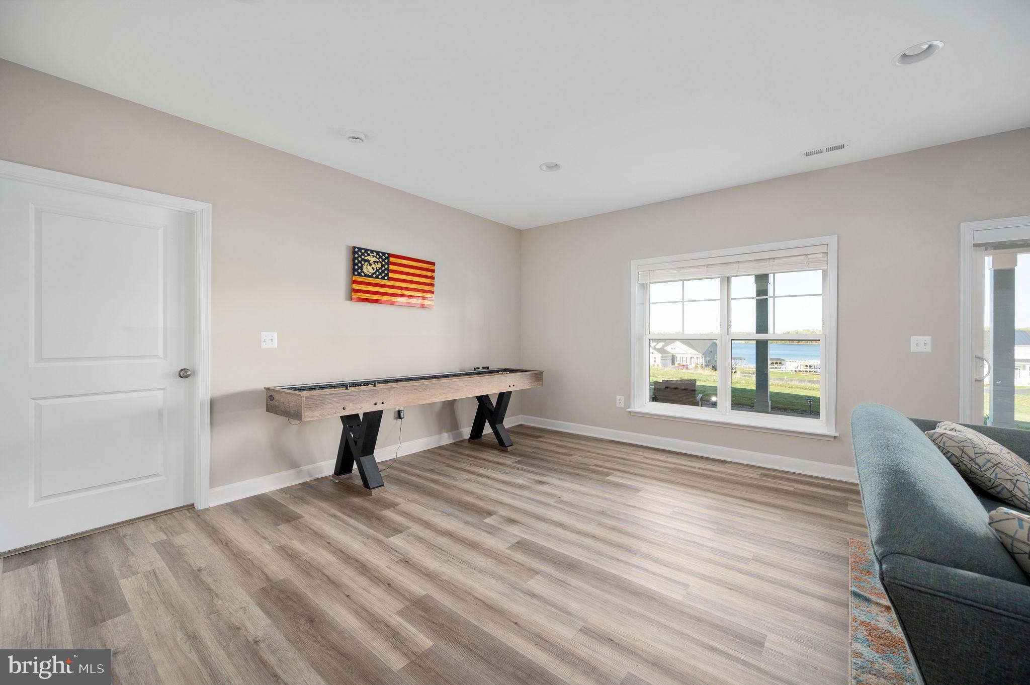 ROCK ISLAND LANDING - Residential