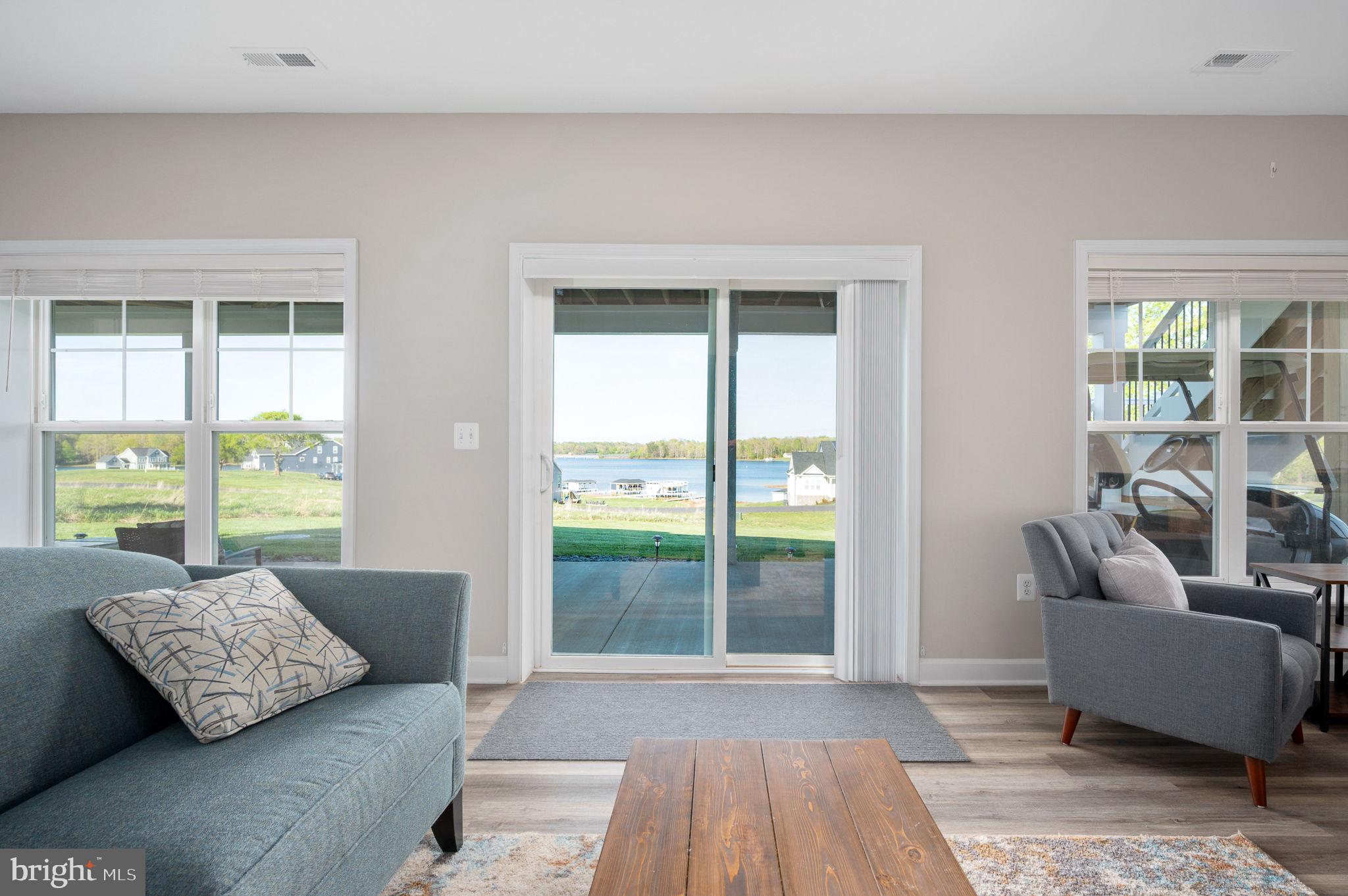 ROCK ISLAND LANDING - Residential