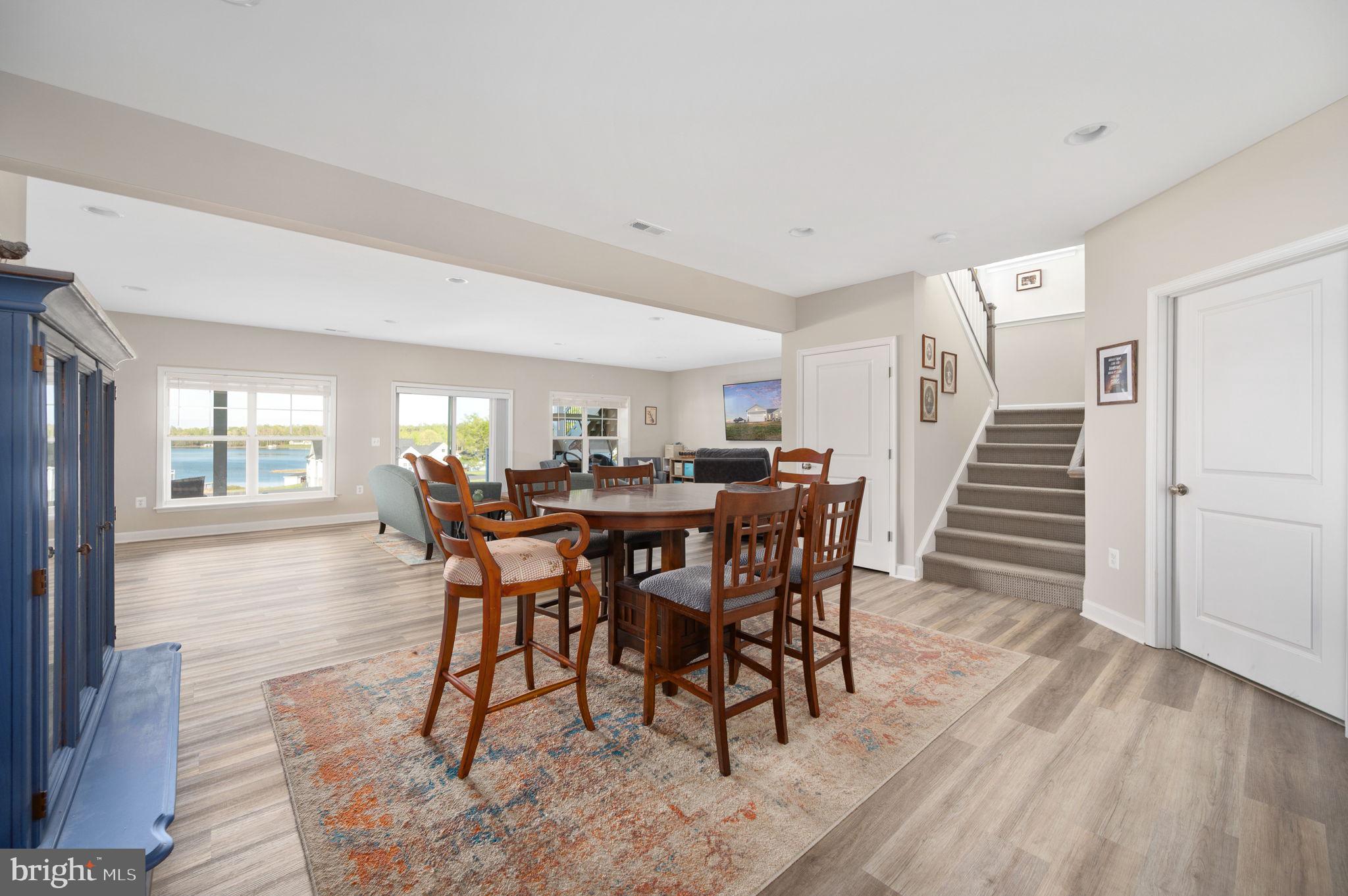 ROCK ISLAND LANDING - Residential