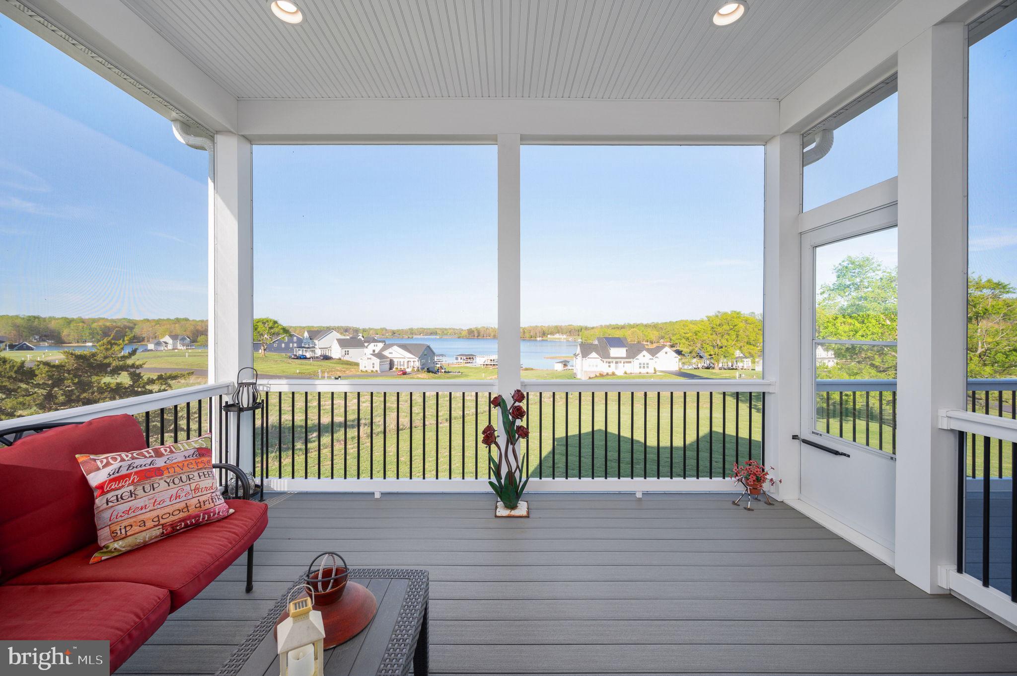 ROCK ISLAND LANDING - Residential