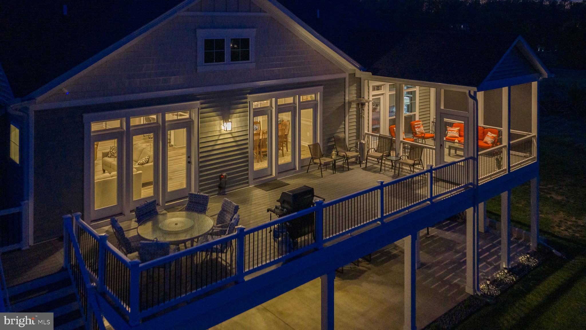 ROCK ISLAND LANDING - Residential