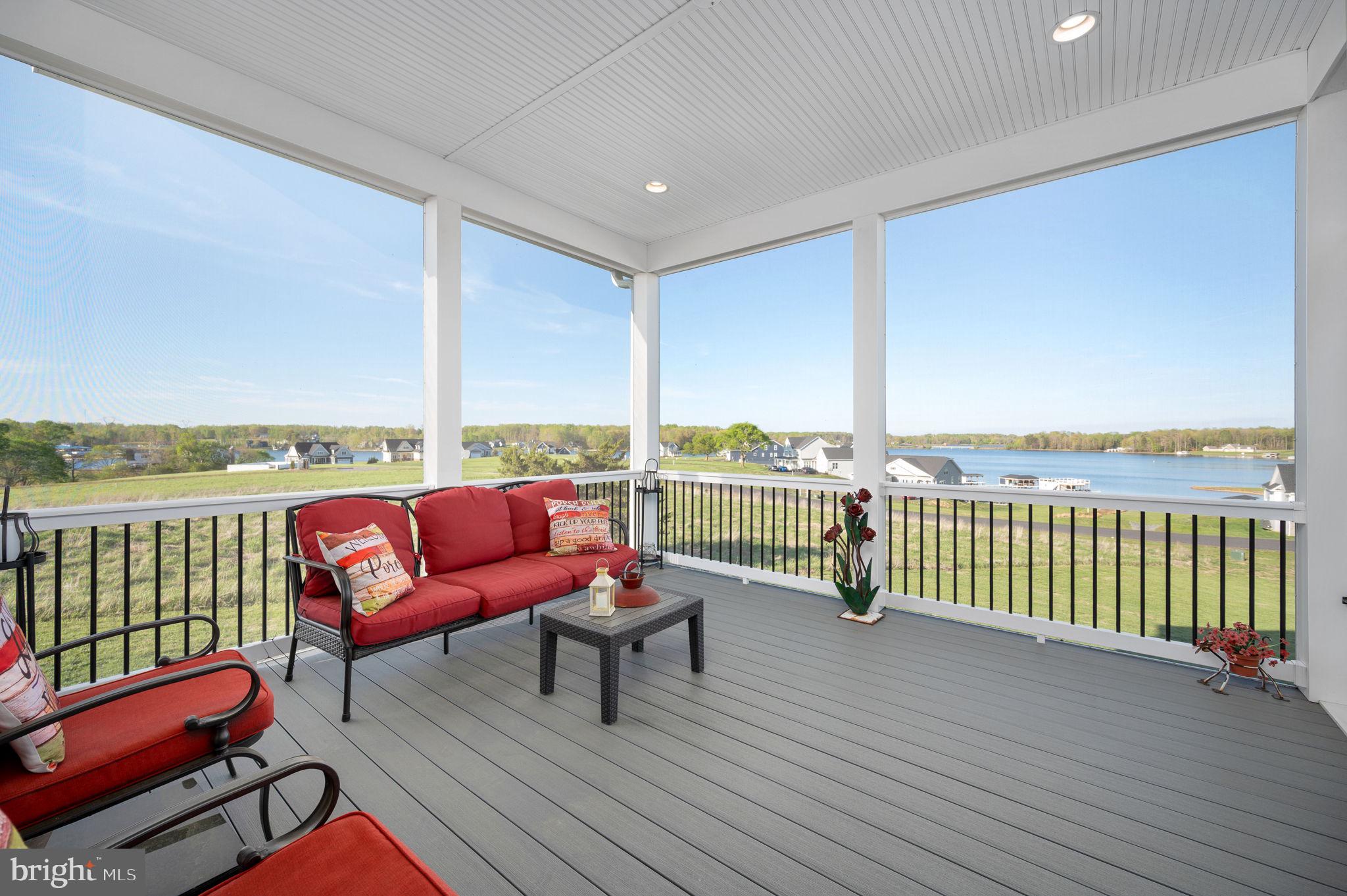 ROCK ISLAND LANDING - Residential