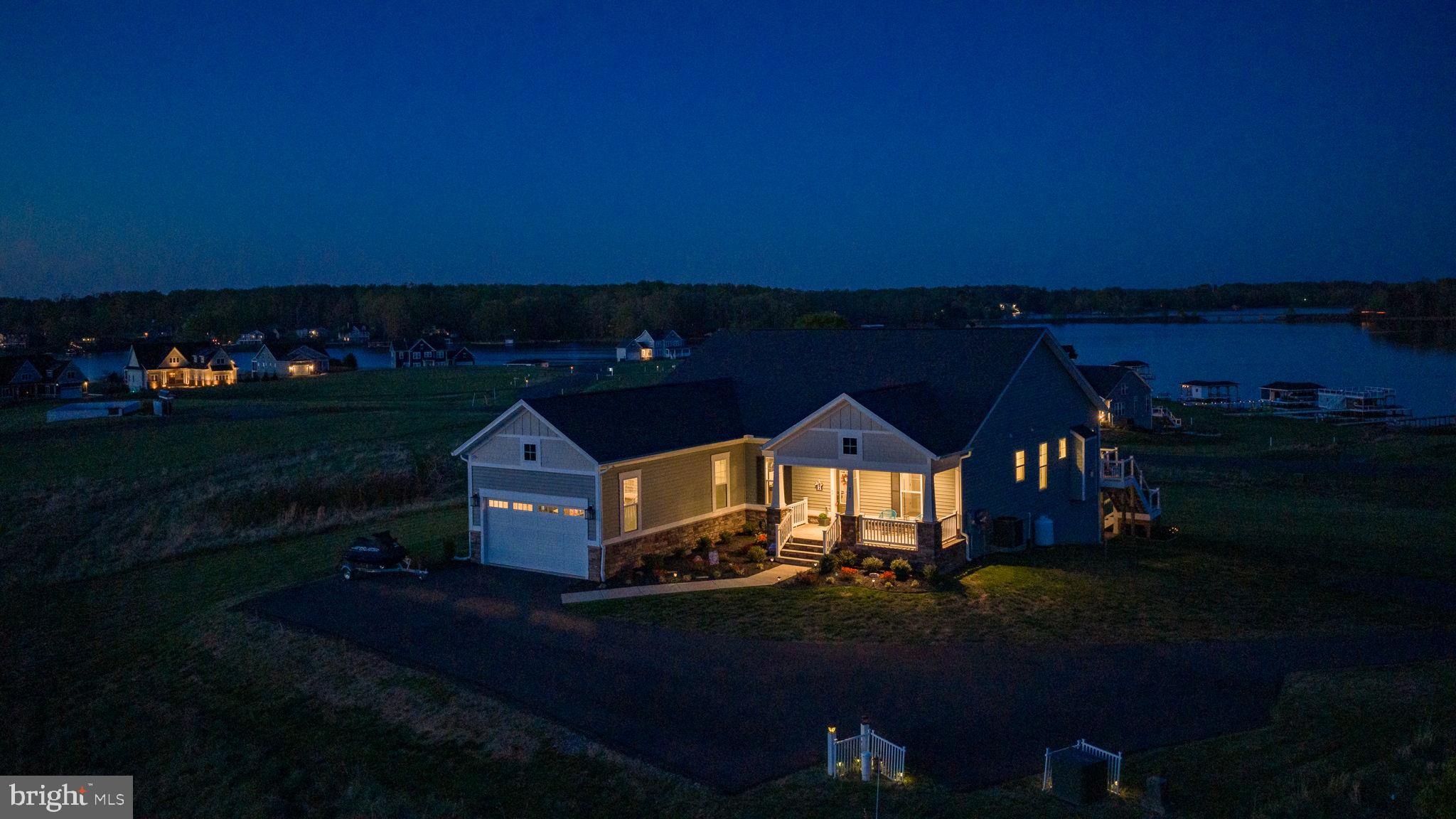 ROCK ISLAND LANDING - Residential