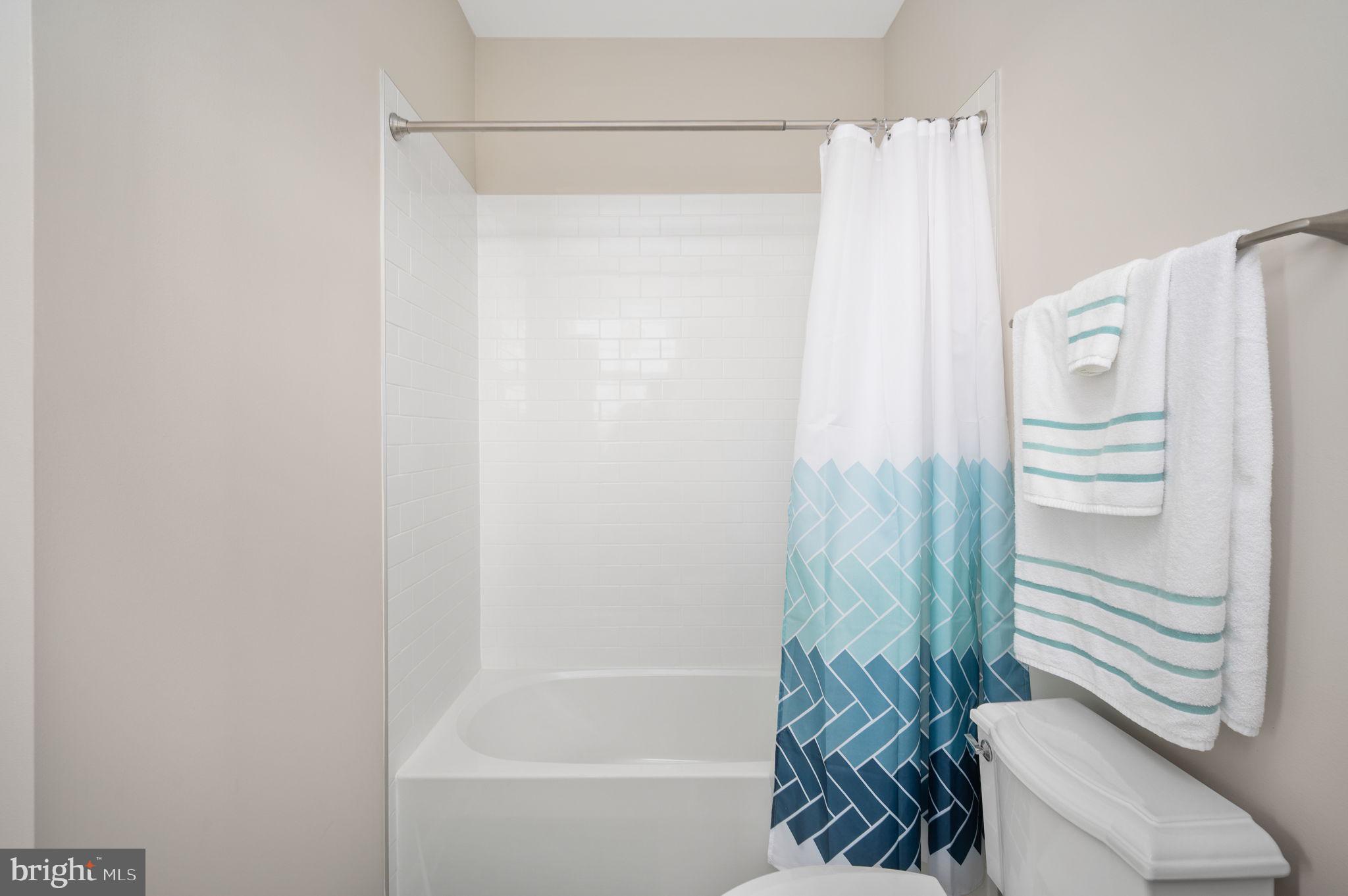 ROCK ISLAND LANDING - Residential