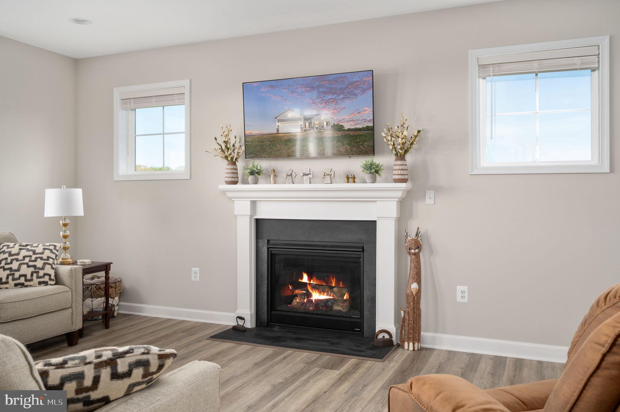 ROCK ISLAND LANDING - Residential