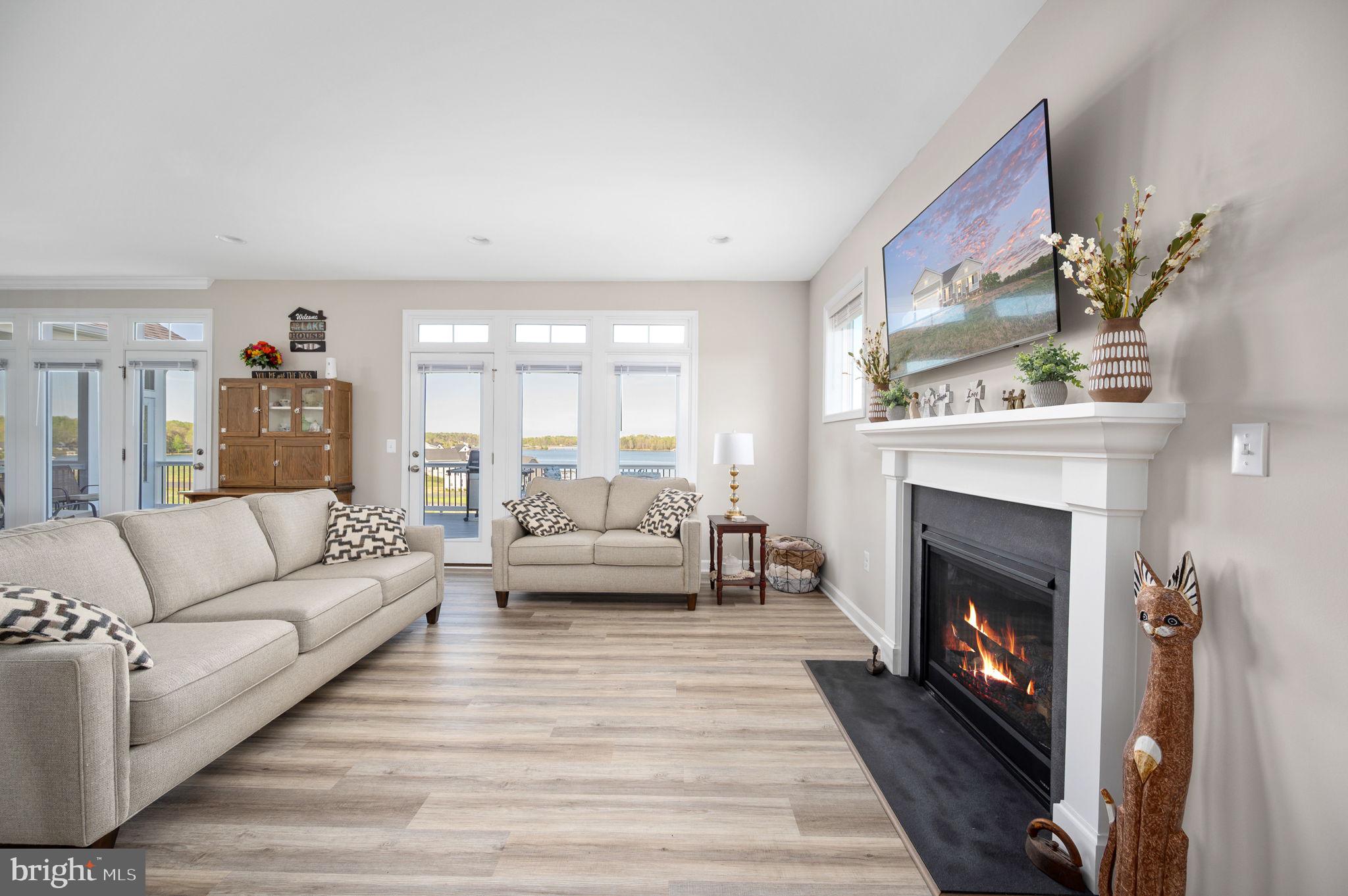 ROCK ISLAND LANDING - Residential